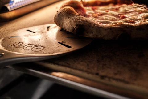 Ooni Pizza Turning Peel with glass-reinforced nylon handle for comfortable, durable use.