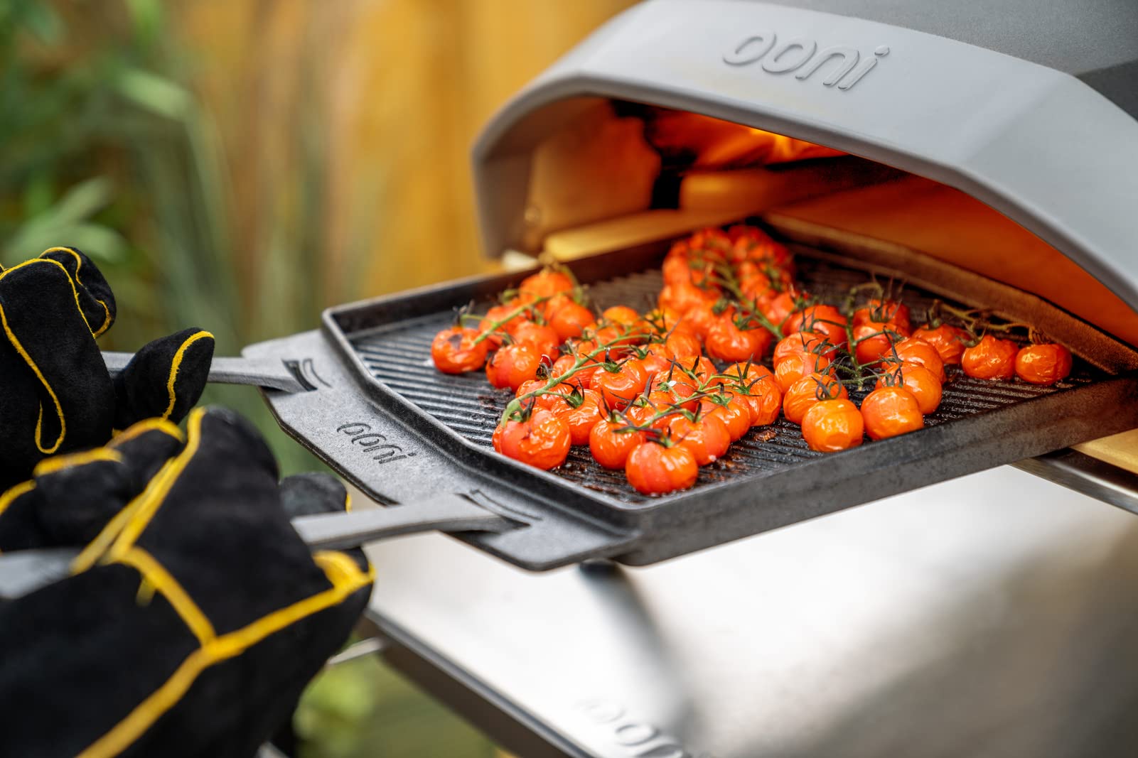 Ooni stainless steel trivet keeps your table protected and stylish