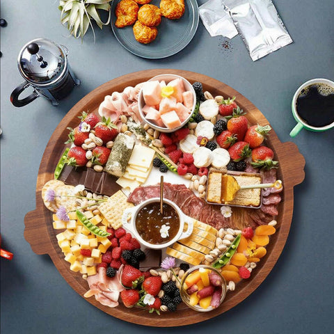 OrganicVilo round wood serving platter with elegant rim for display.