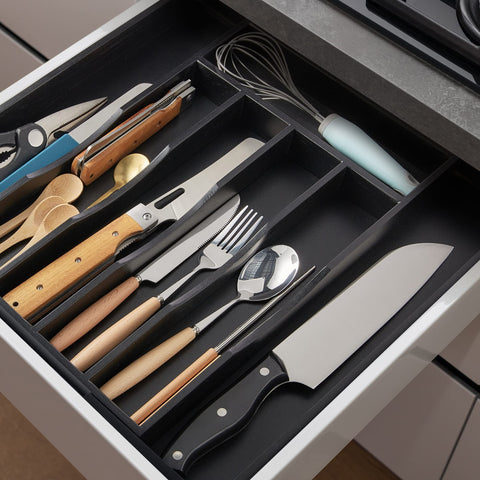 Oridom bamboo cutlery tray close-up, showing smooth finish and precise slot walls.