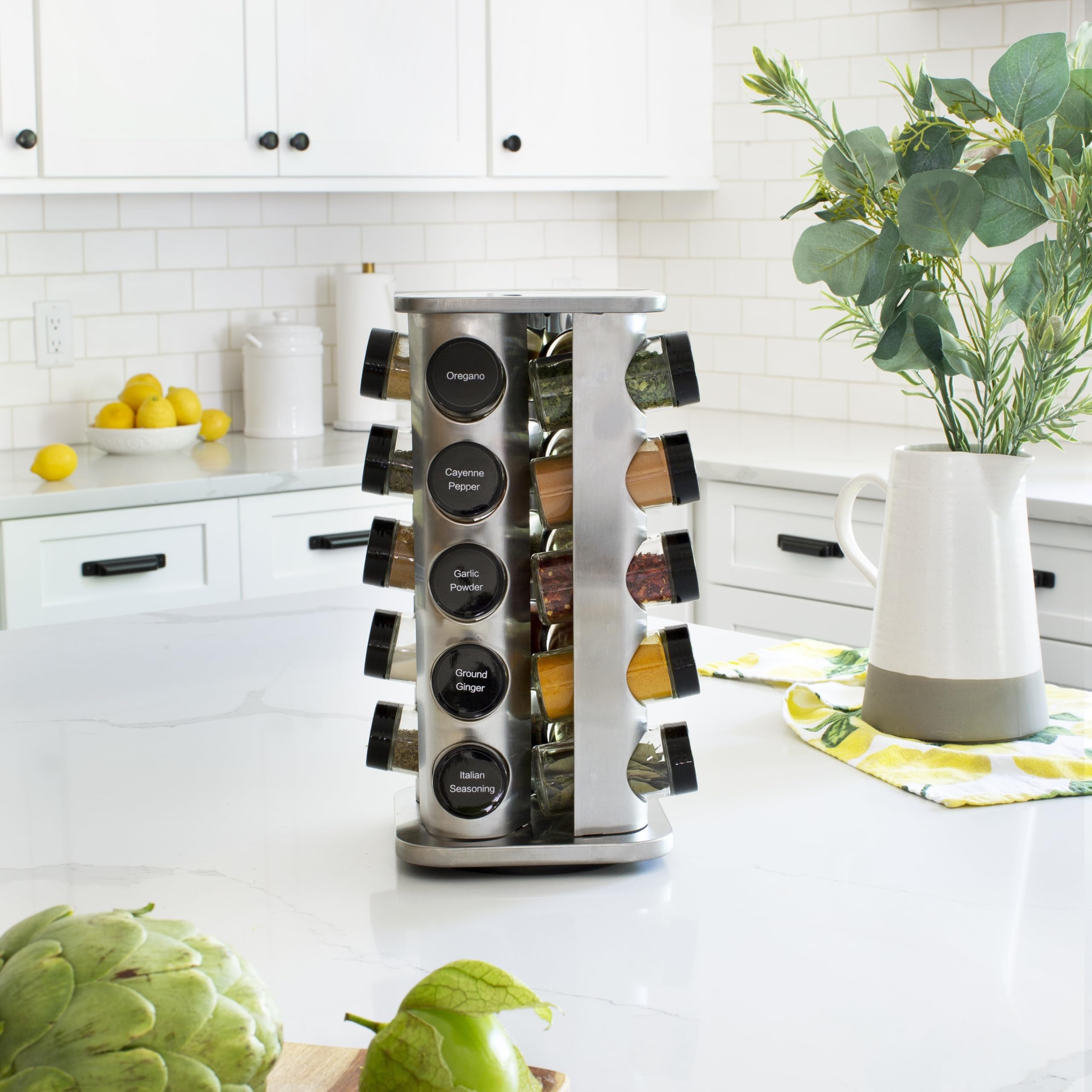 Orii spice jars with clear lids help quick content identification.