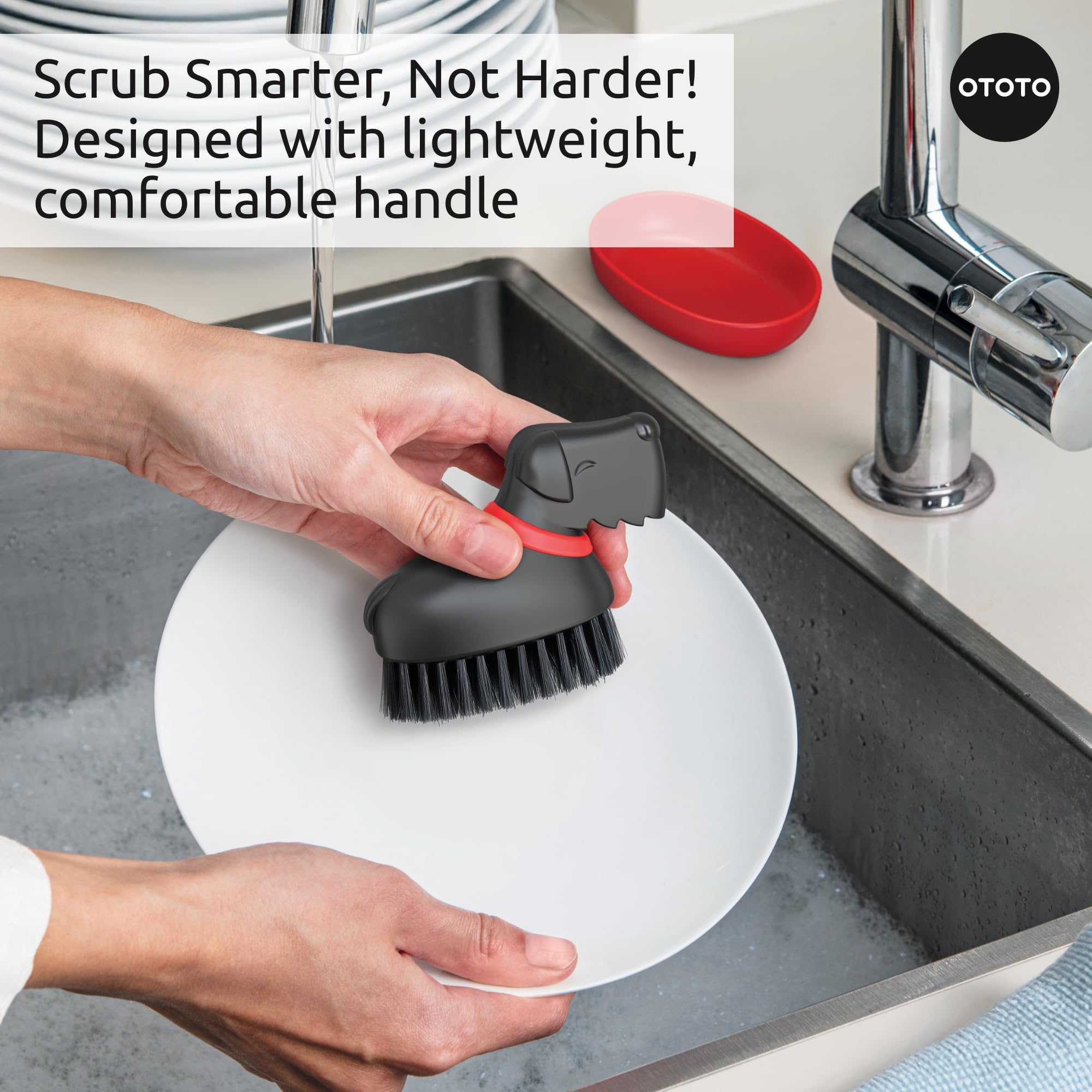 OTOTO Oscar palm grip design fits hands comfortably during chores