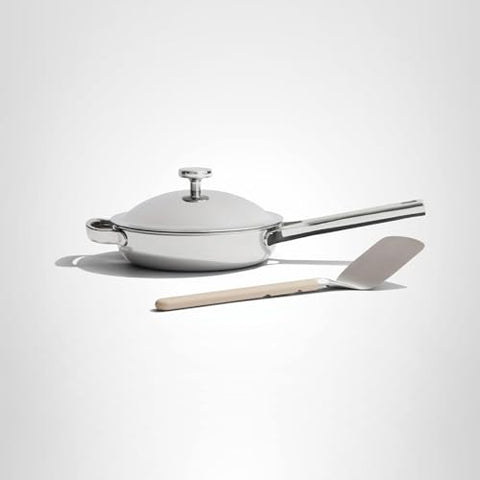 Oven-safe up to 1000°F highlights finishing capability
