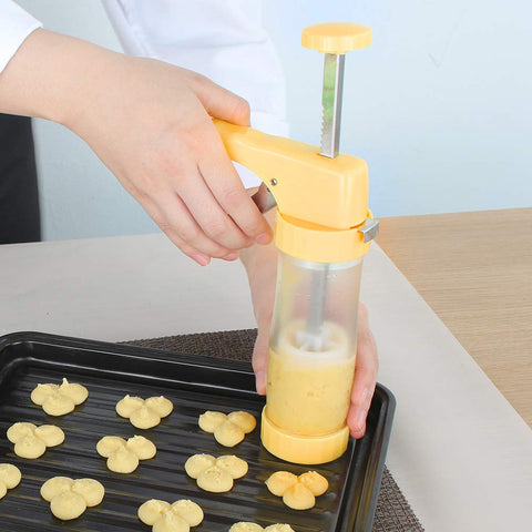 Ourokhome cookie press in-use setup showing simple operation.