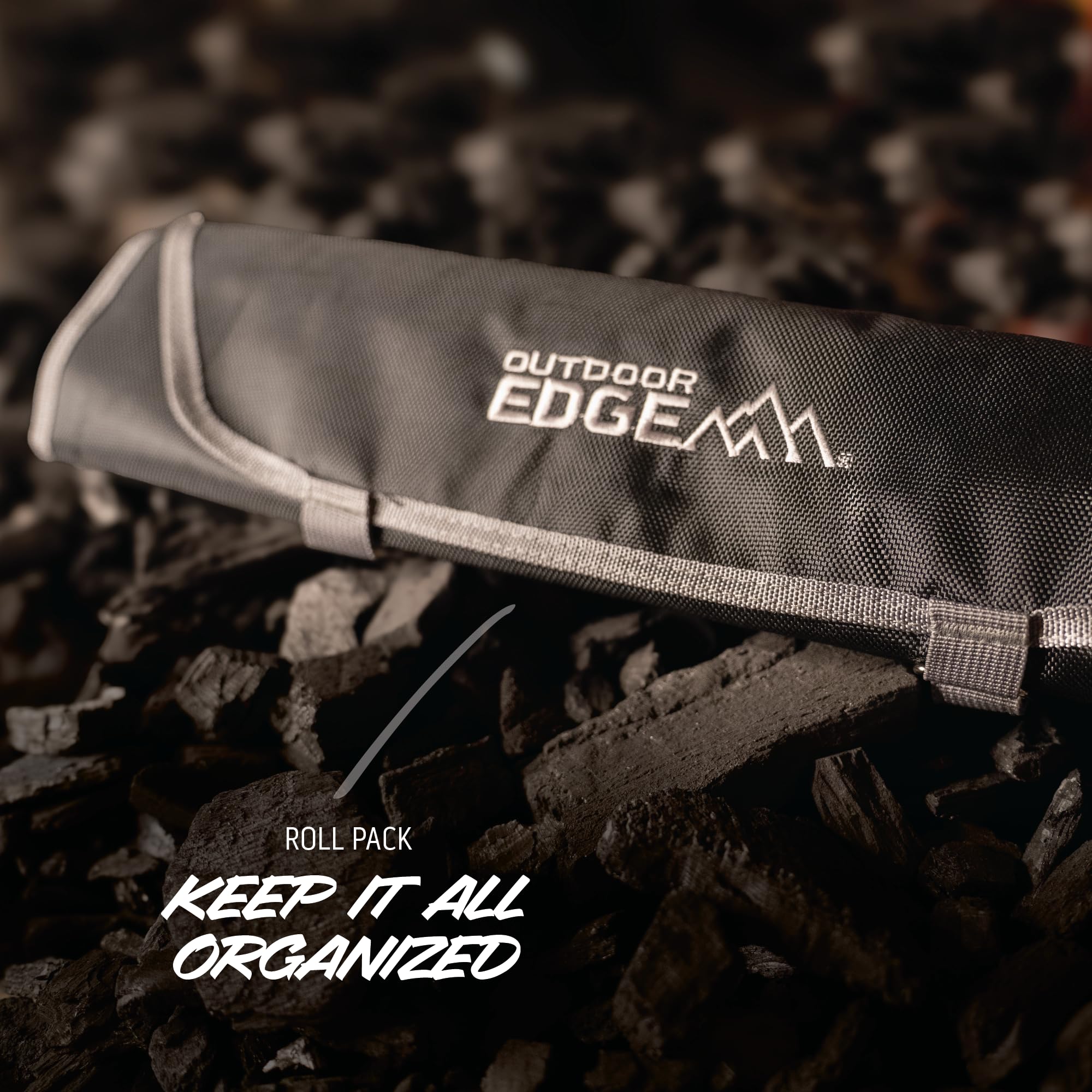 OUTDOOR EDGE ErgoMax full-tang design balances power and precision.