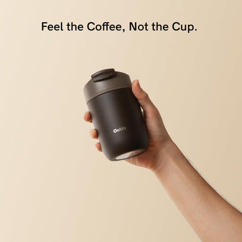 OutIn Travel Tumbler leak-proof lid demonstrates mess-free portability during travel.
