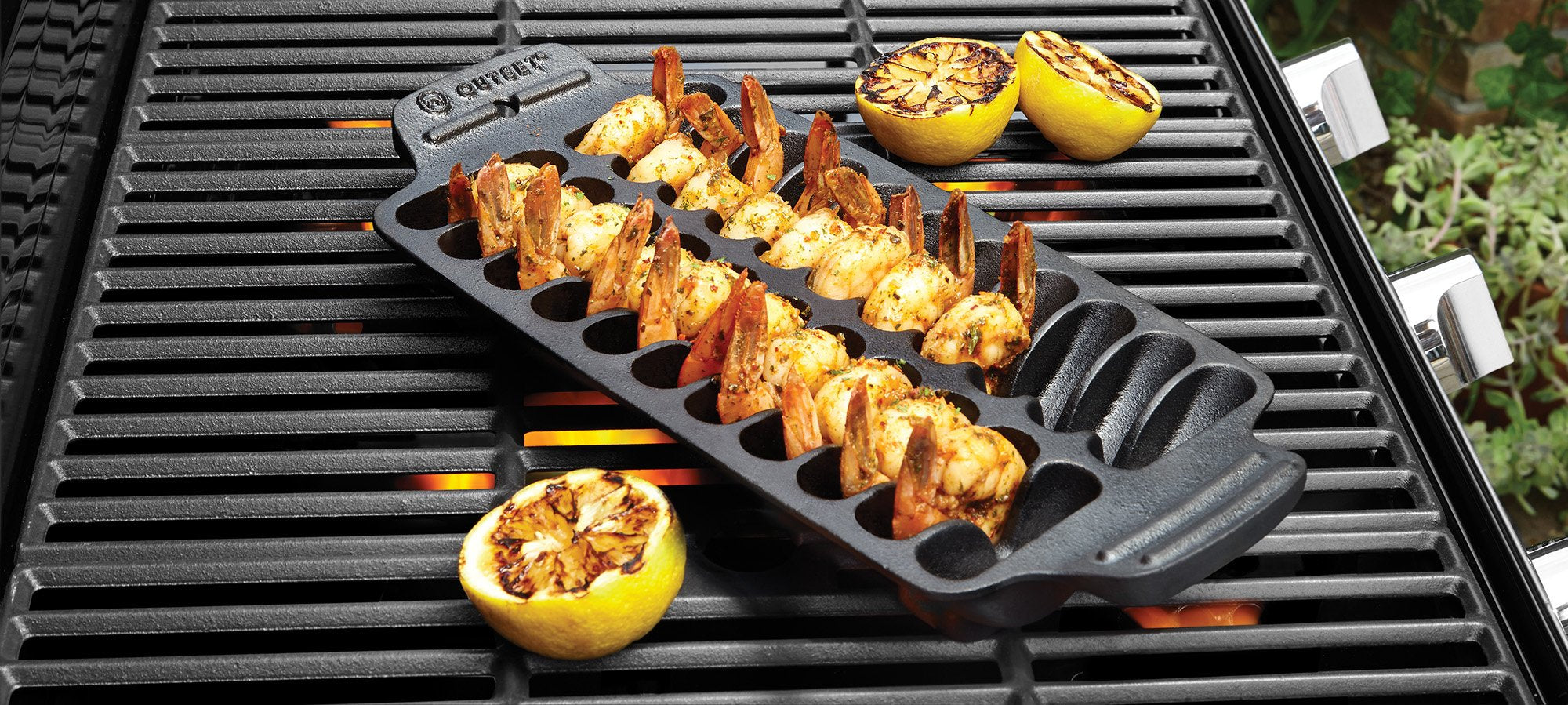 Outset 76375 heavy-duty cast iron pan highlighting durable construction