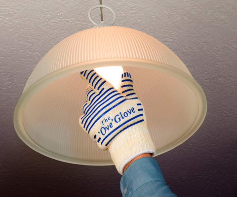 Ove Glove machine washable for easy cleanup after use.