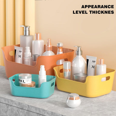 OWill toy and office organizer baskets for tidy compositions.