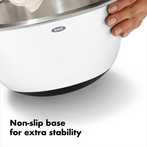 OXO Good Grips curved interior for easy mixing.