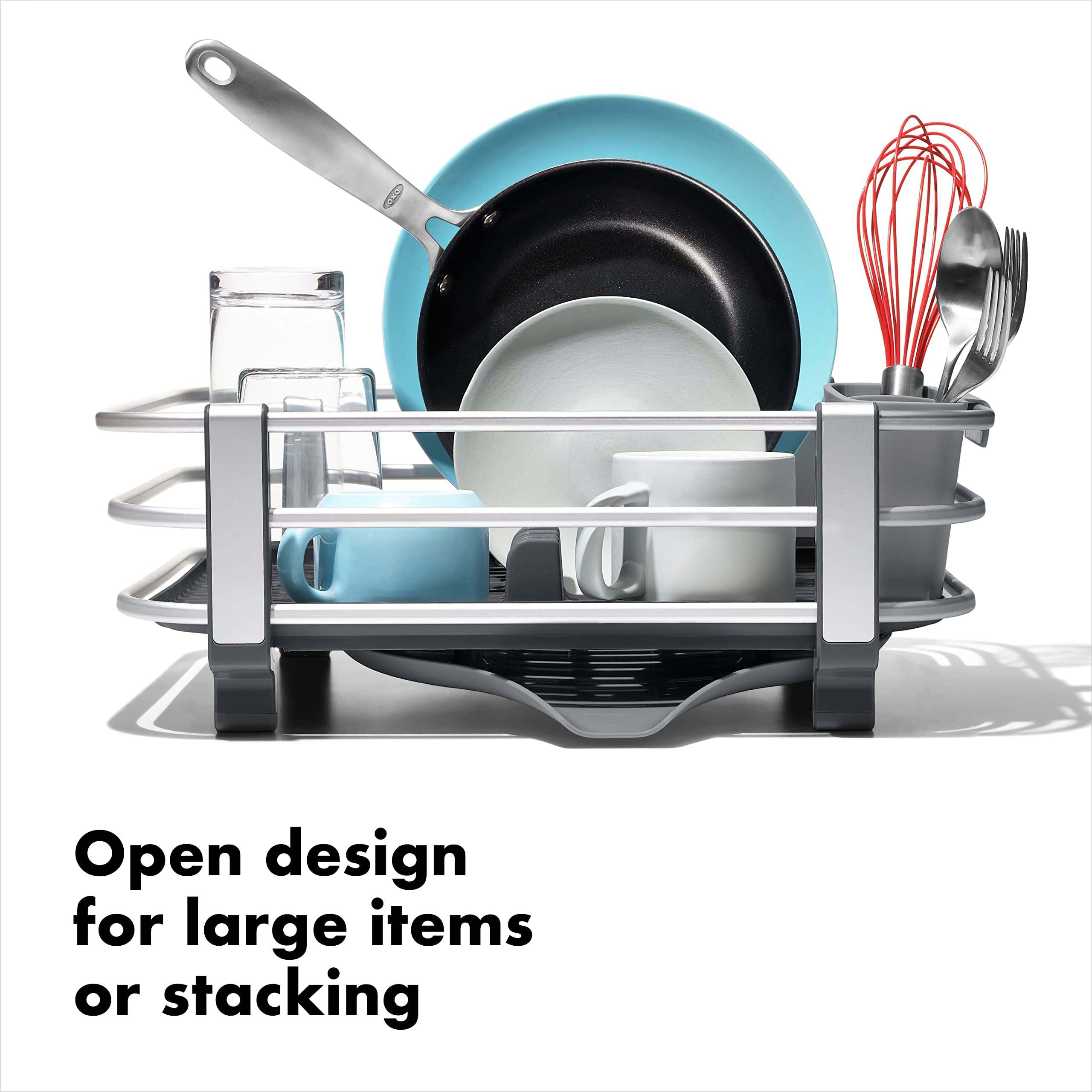 Non-slip feet stabilize the dish rack on countertops during use.