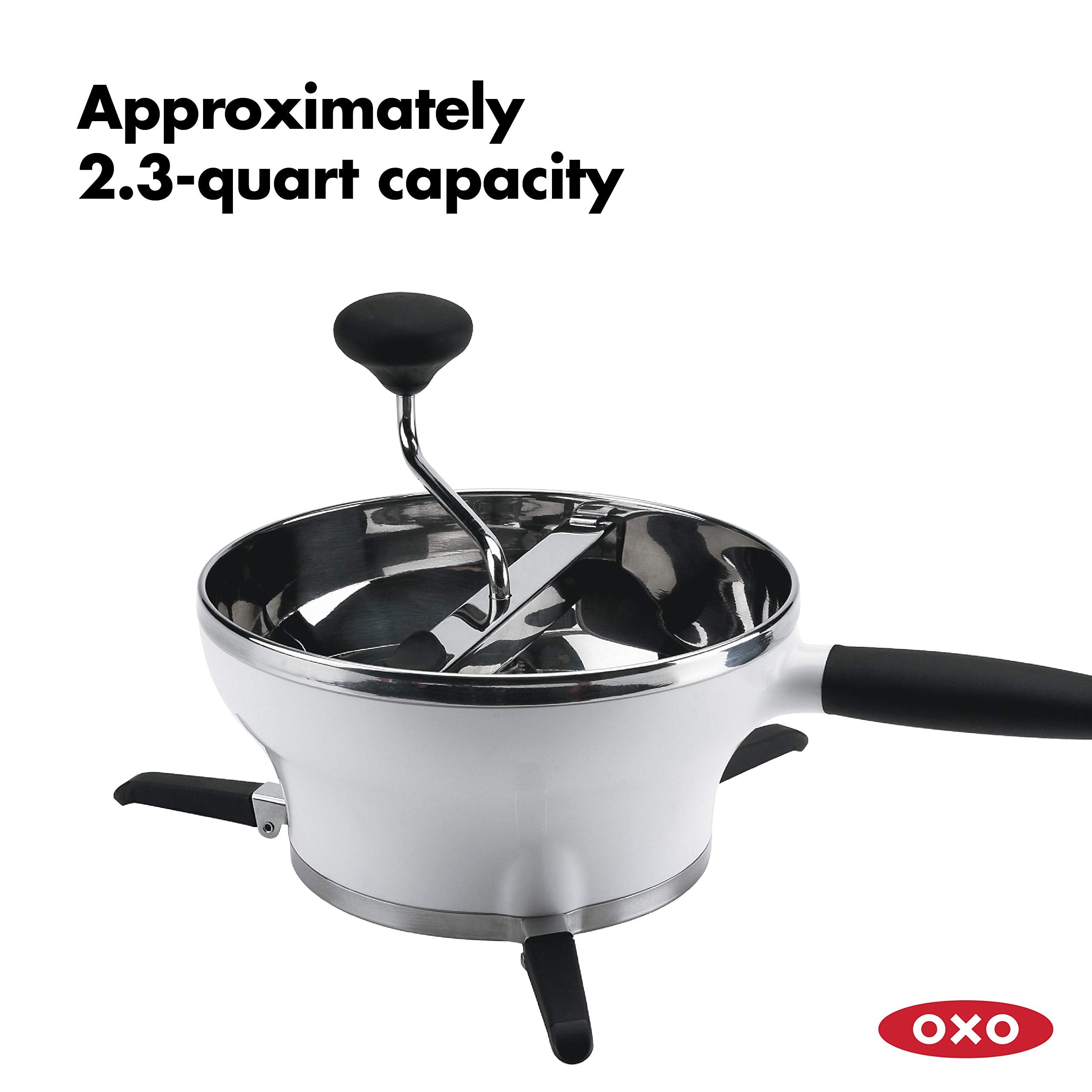 OXO release button makes disc exchange simple.