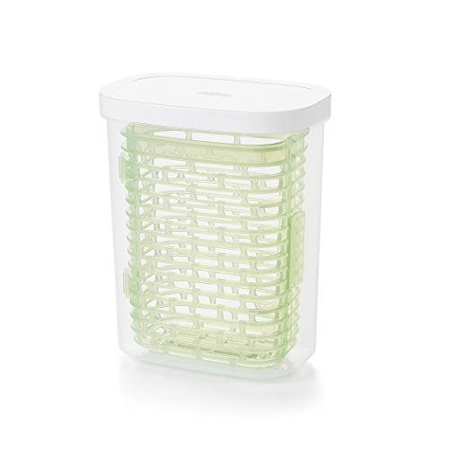 OXO Greensaver rosemary stays crisp with humidity control