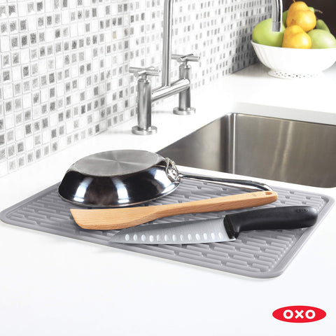 OXO Good Grips ribbed design promotes drainage and aeration for delicate glassware.