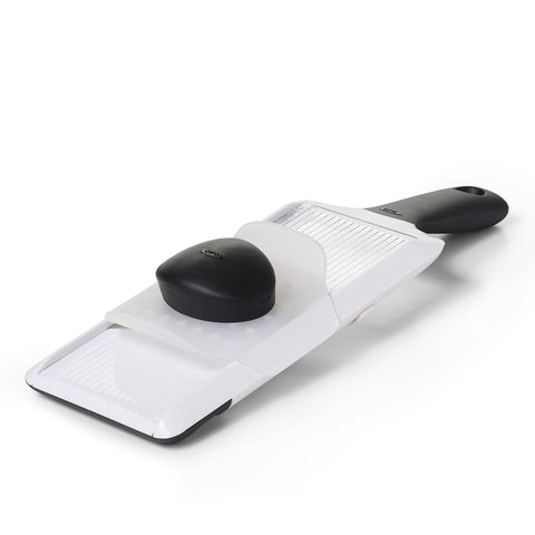 OXO Good Grips mandoline with 1 mm thin slice for precise cuts