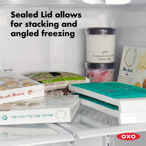 OXO Good Grips No-Spill Tray released easily to pop out cubes.