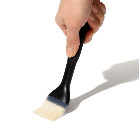 OXO Good Grips silicone basting brush small easy-clean brush head.