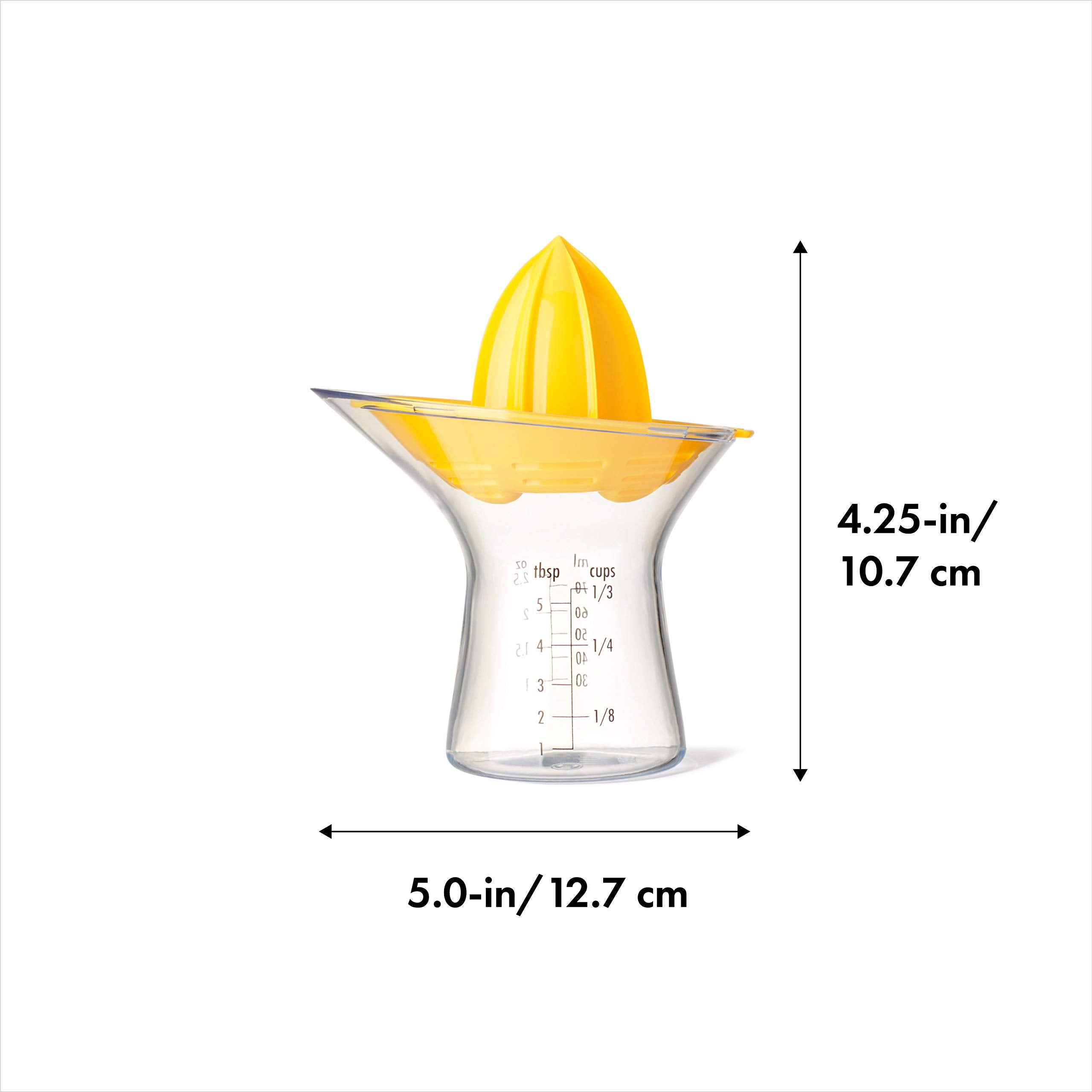 OXO Good Grips small citrus juicer reamer dish provides stable juicing.