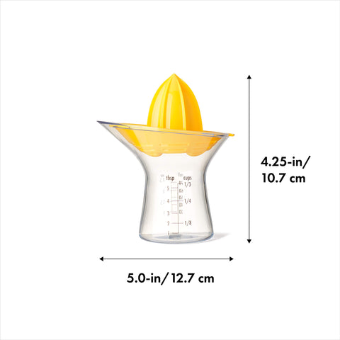 OXO Good Grips small citrus juicer reamer dish provides stable juicing.