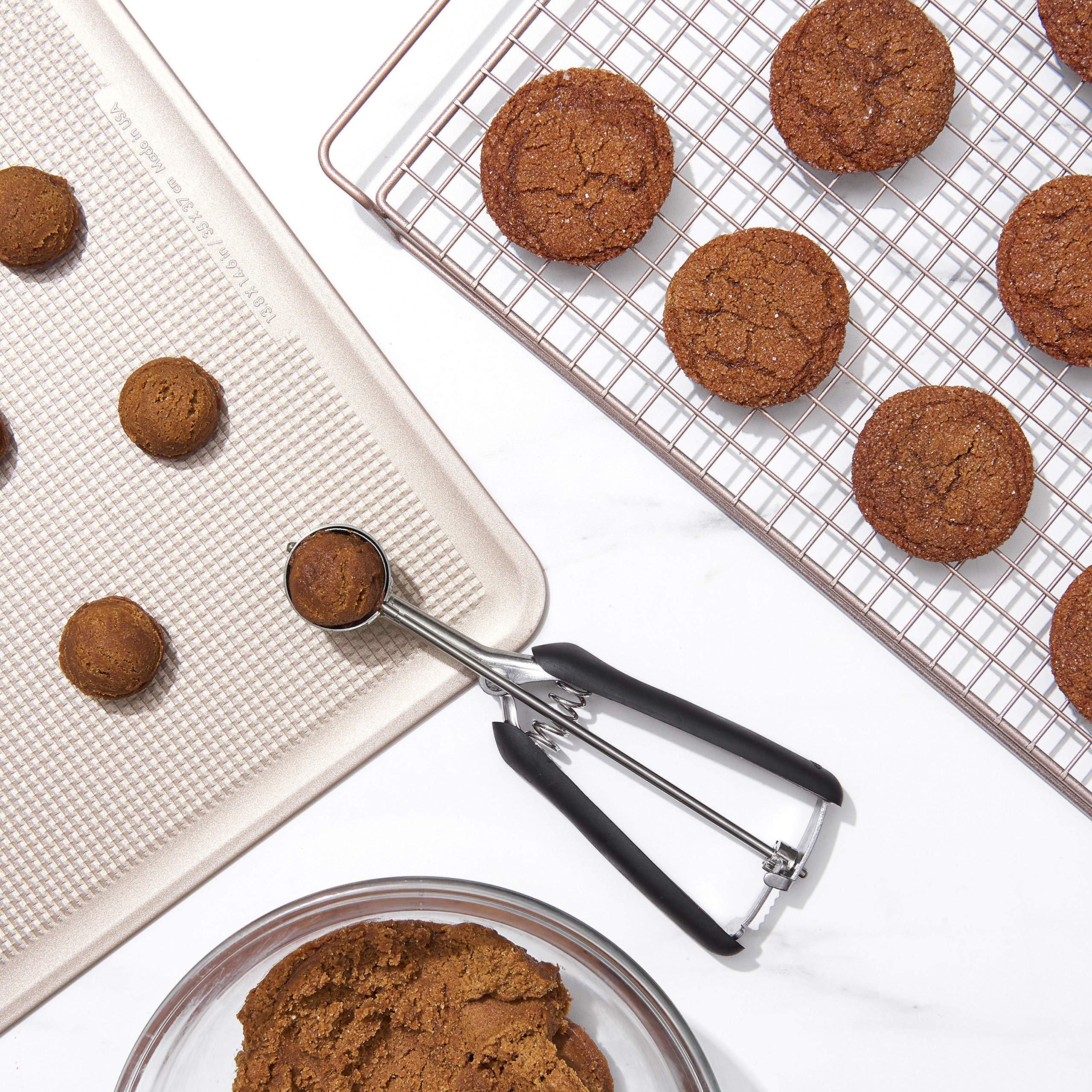 Compact design of the OXO Good Grips cookie scoop