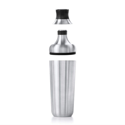 OXO 24 oz capacity supports larger batches for gatherings