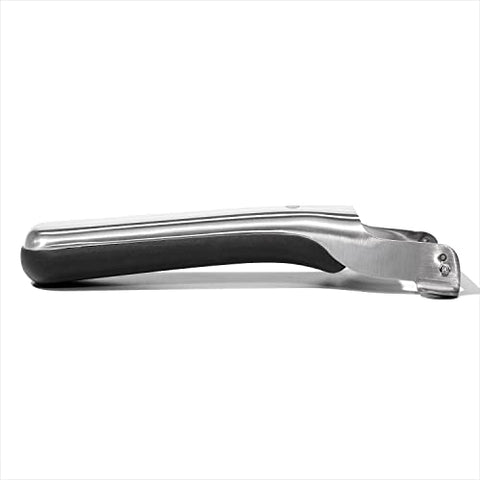 OXO Steel Y-Peeler digs into fruit and vegetables without over-penetrating