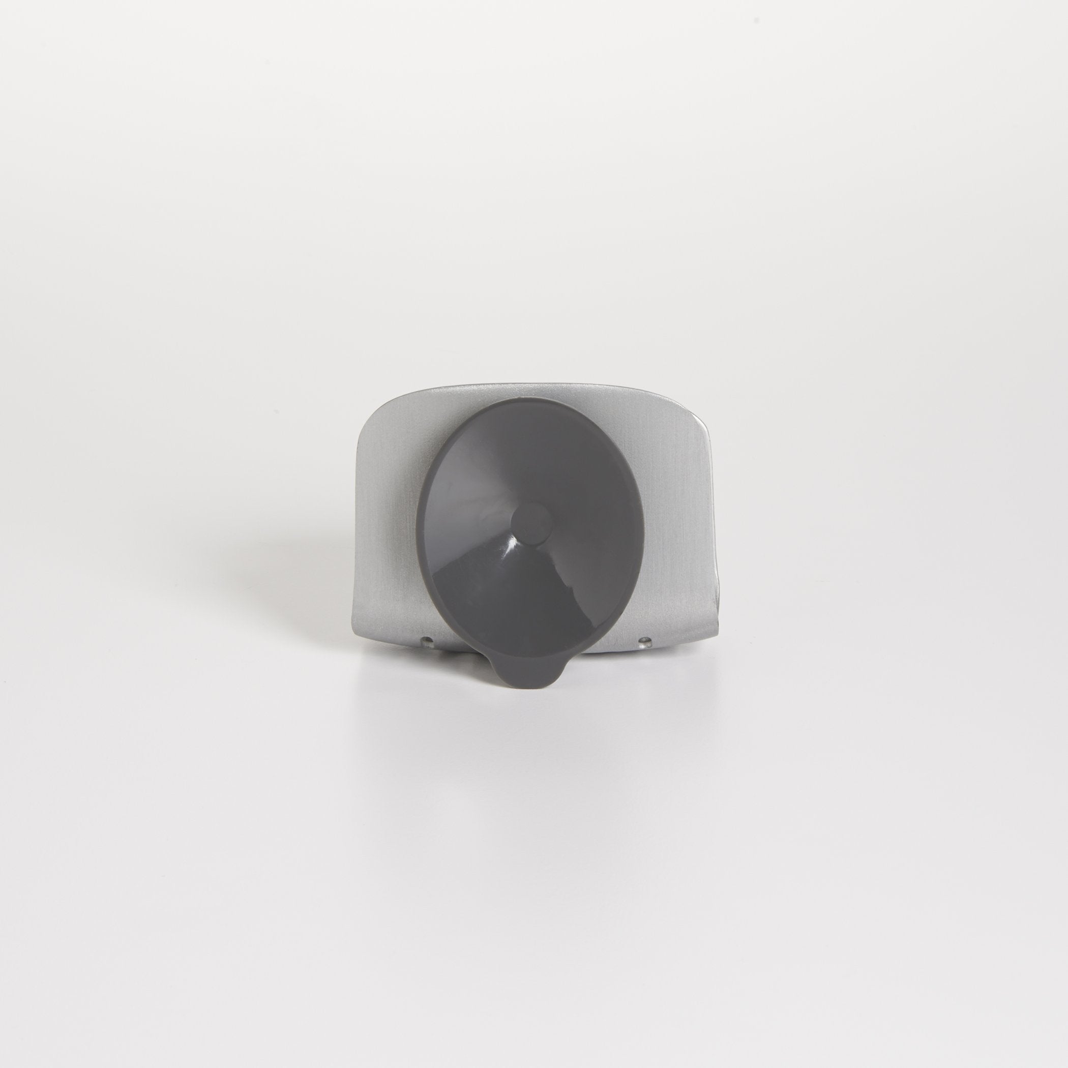 OXO sponge holder wide opening fits large sponges.