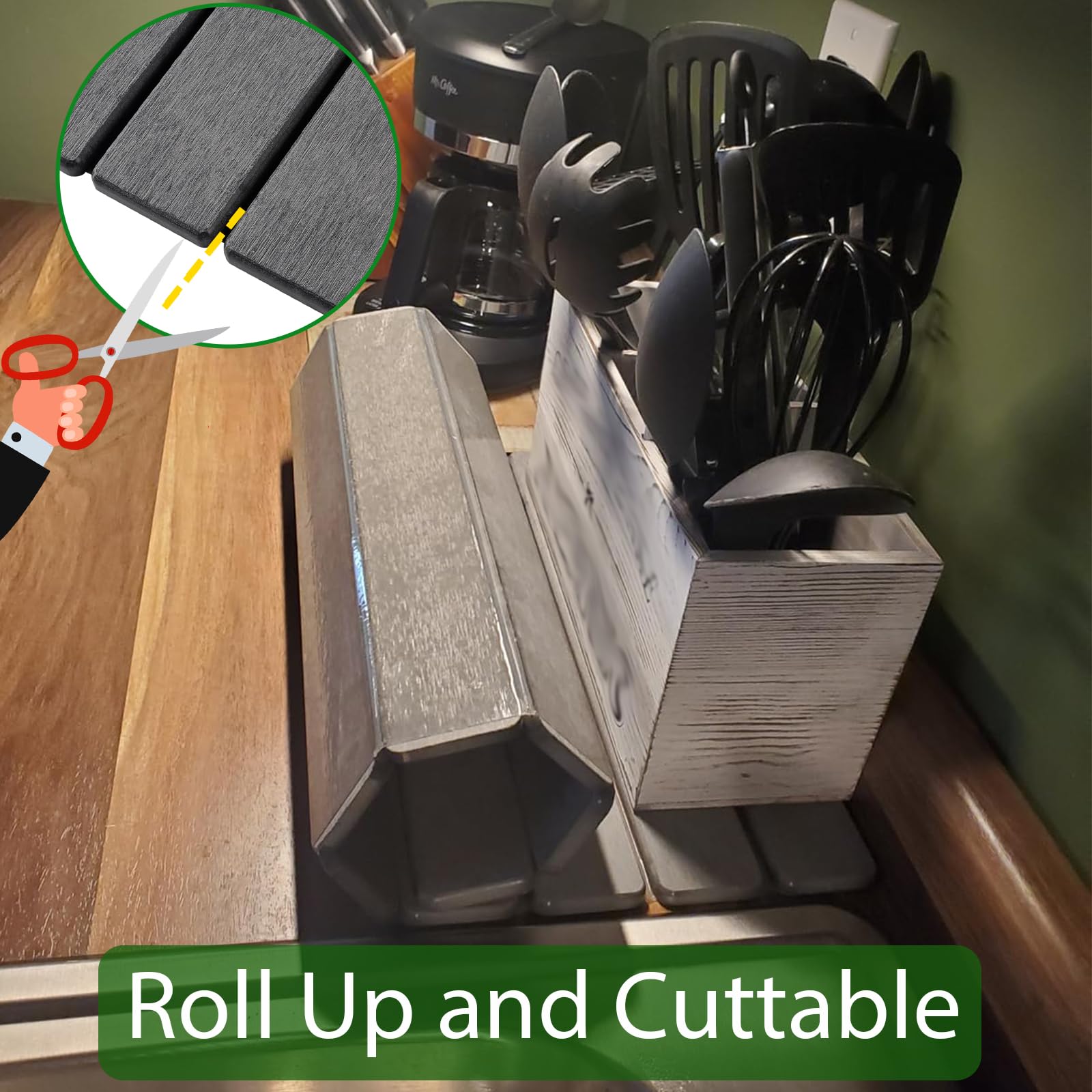 Oxydrily non-slip textured mat keeps bottles stable during drying.