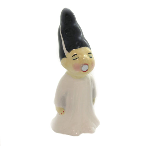 Pacific Giftware zombie-bride embrace shakers add whimsy and function to Halloween dining