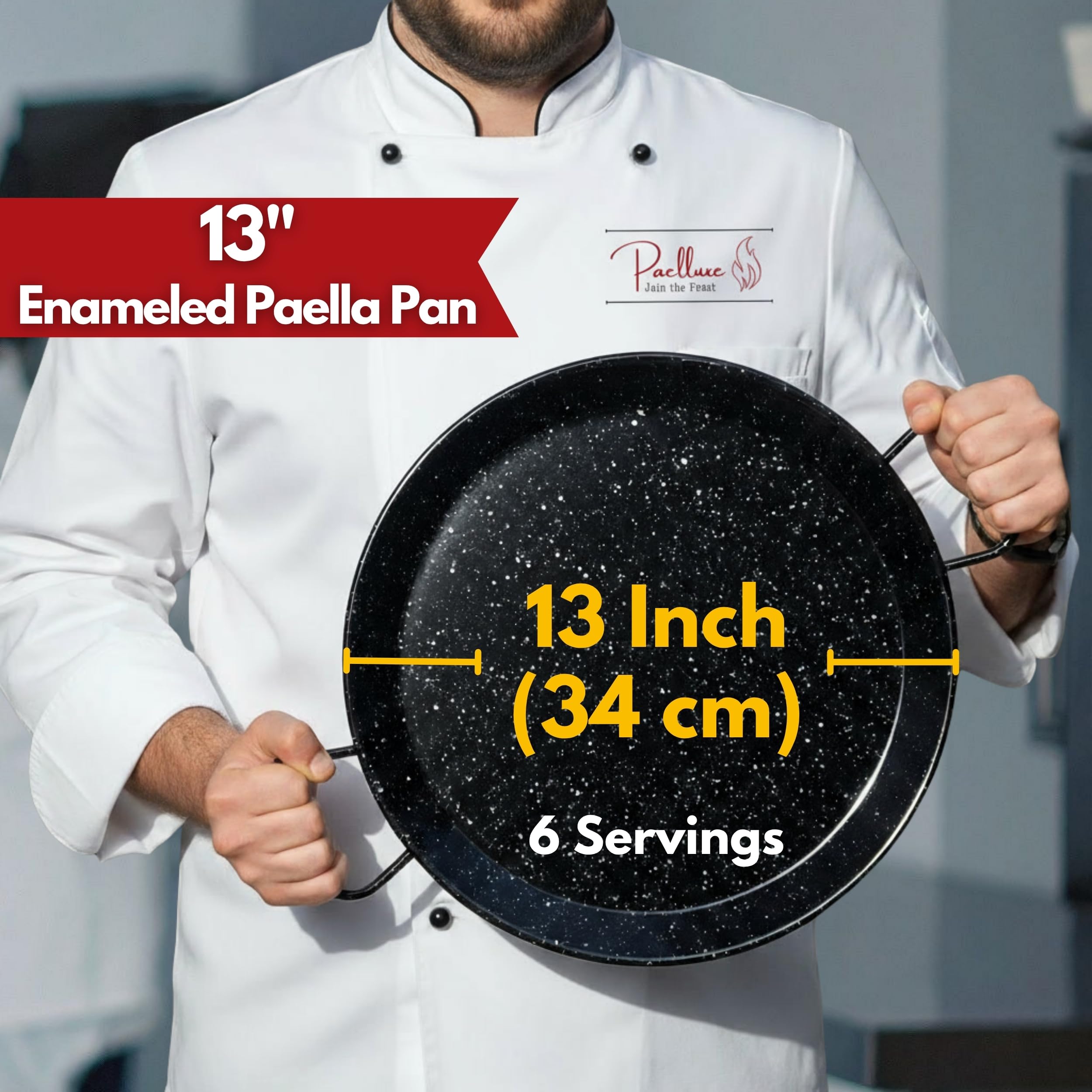 Even heat bottom ensures uniform cooking in the Paelluxe pan