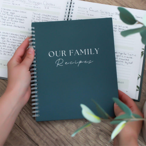 Paige McRae Recipe Book features six adjustable dividers for personalized sections.