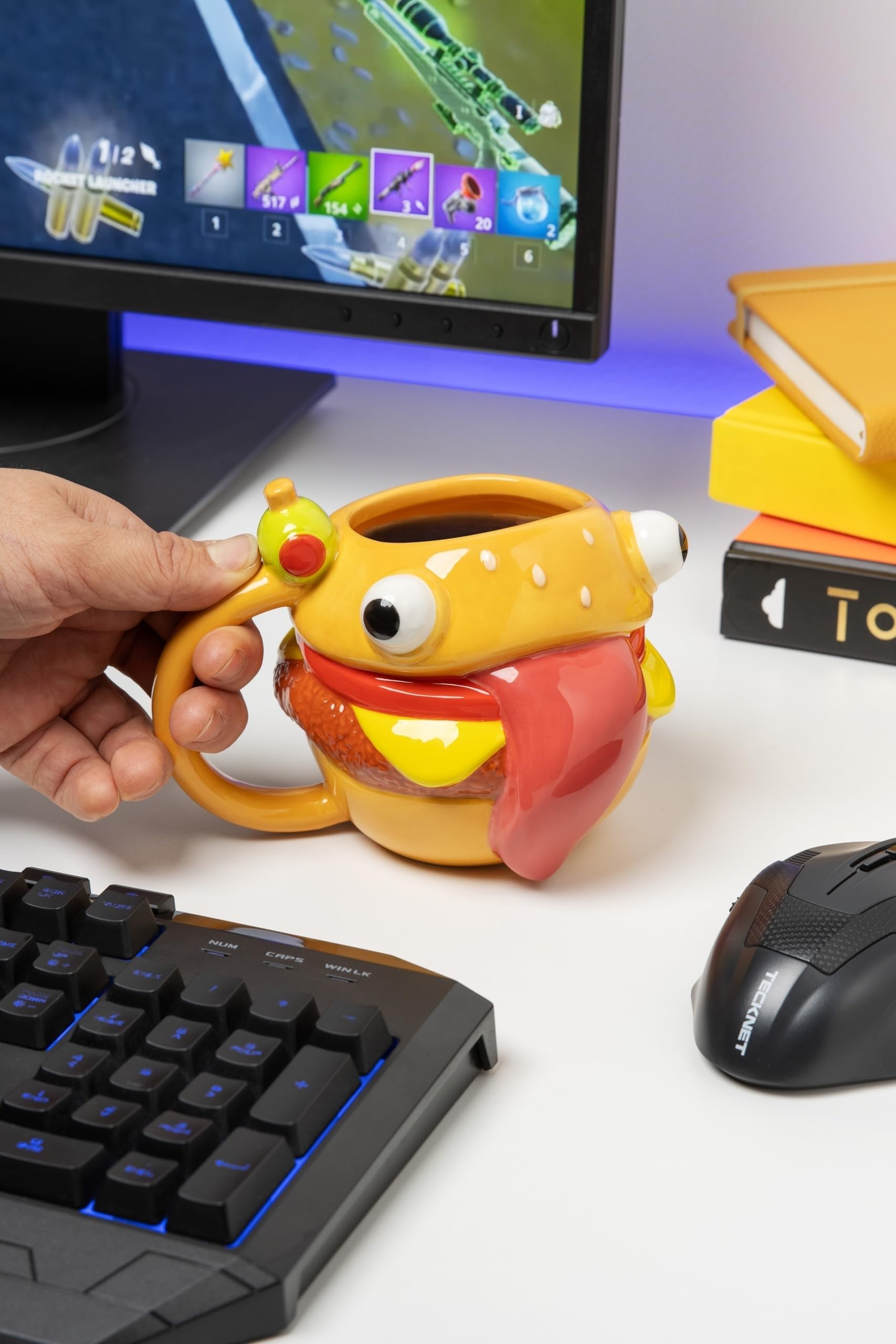 Paladone Durrr Burger mug 3D design detail enhances display appeal