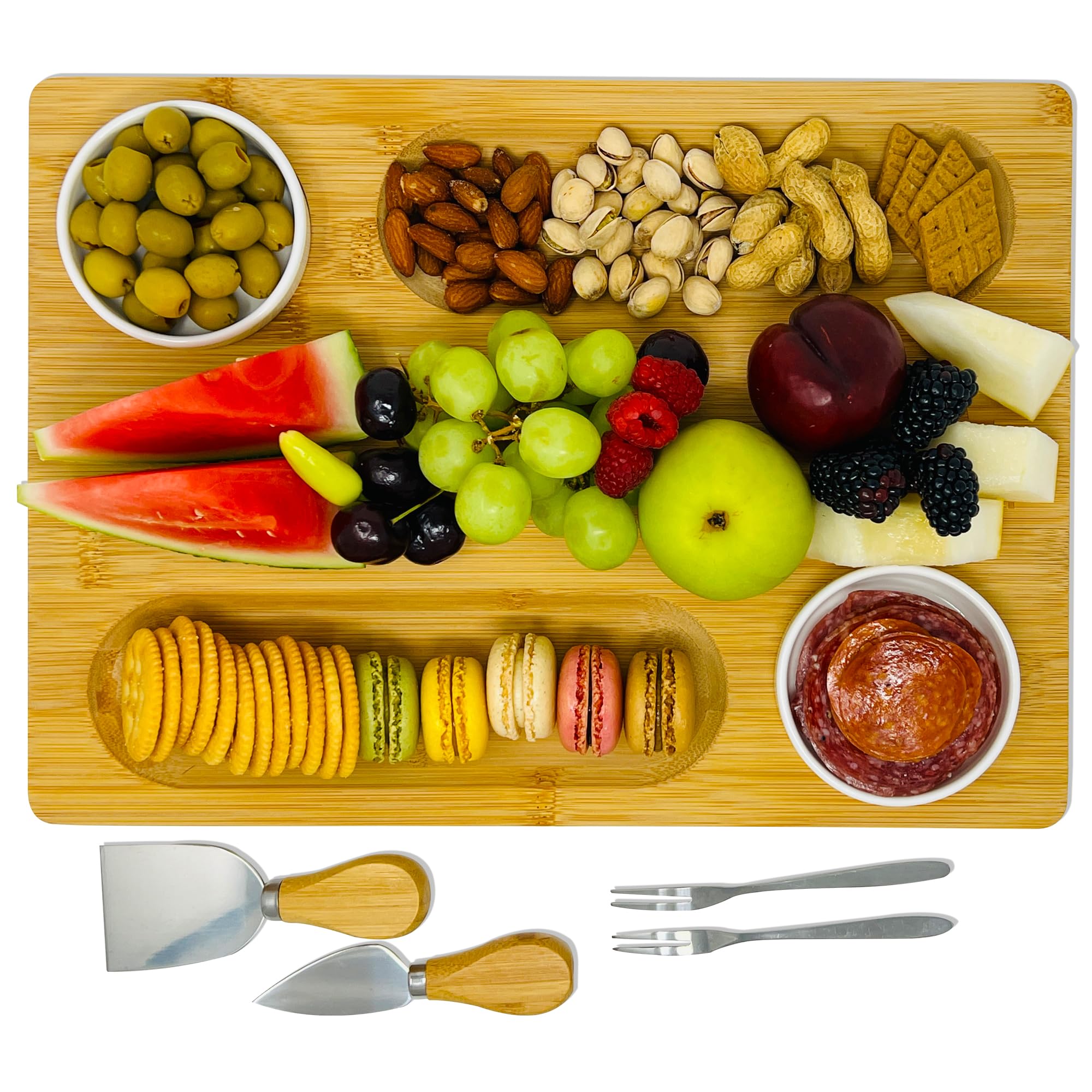 PandPal eco-friendly bamboo tray is durable and easy to clean for everyday use.