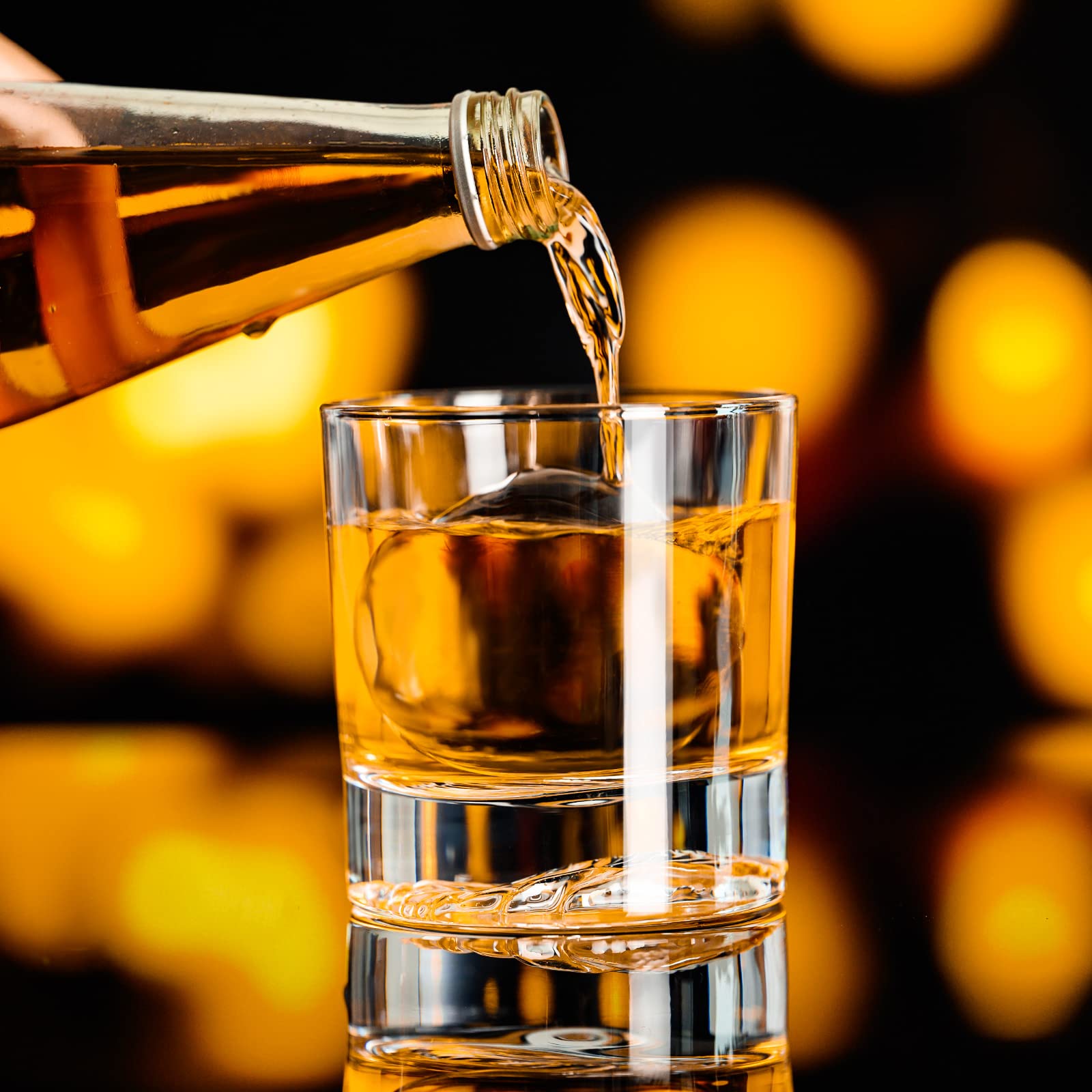 PARACITY 10.6oz capacity suitable for whiskey and cocktails.