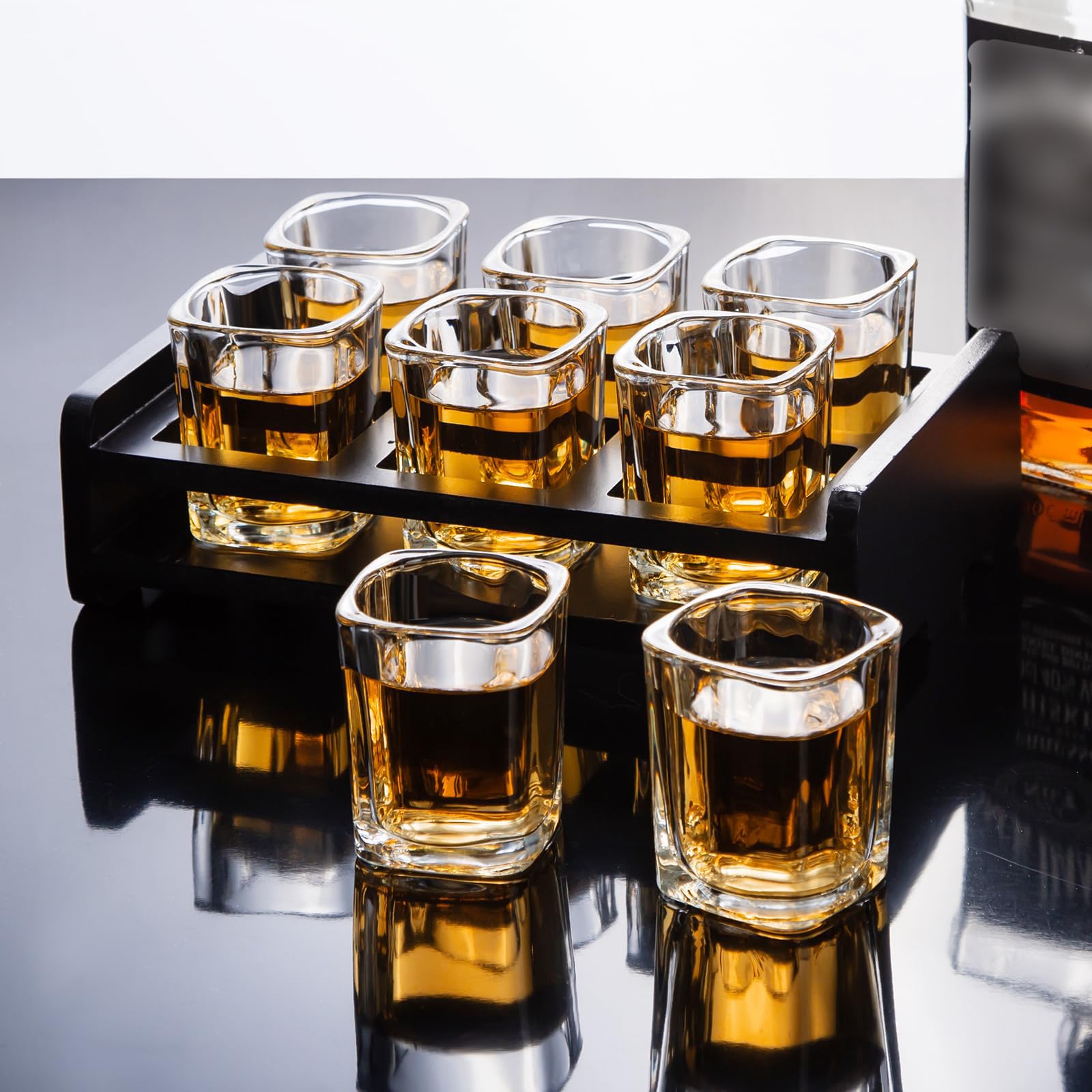 PARACITY elegant shot glasses set, a tasteful gift for men and friends.