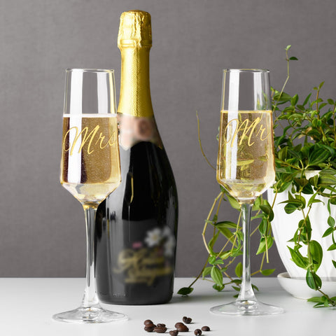 PARACITY gift-ready wedding set makes a thoughtful bridal shower present