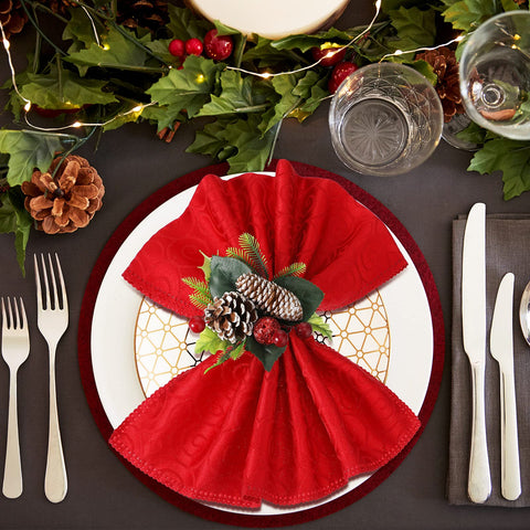Patelai napkin ring with berries and leaves detail adds seasonal charm
