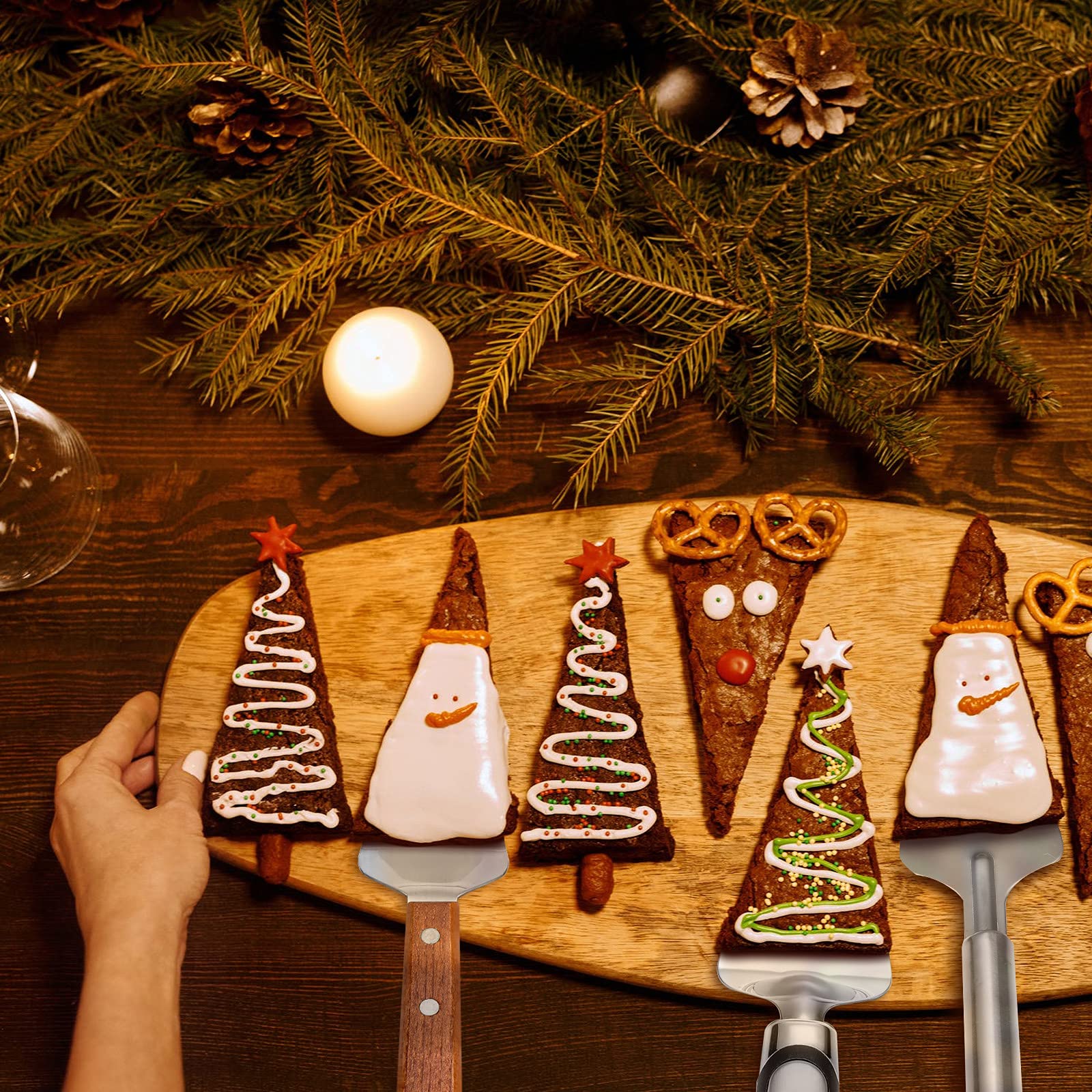 Patelai serrated edge pie server cuts through pies smoothly for a clean presentation.