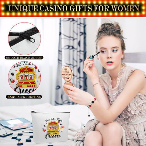 Patelai raffia gift accents enhance packaging with natural texture.