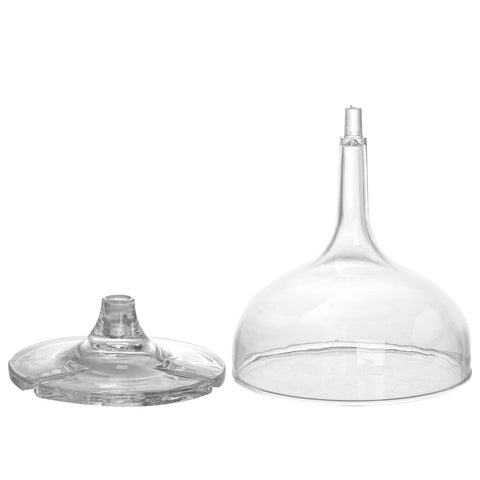 Peohud clear champagne cups offer a safe, shatter-resistant alternative for toasts