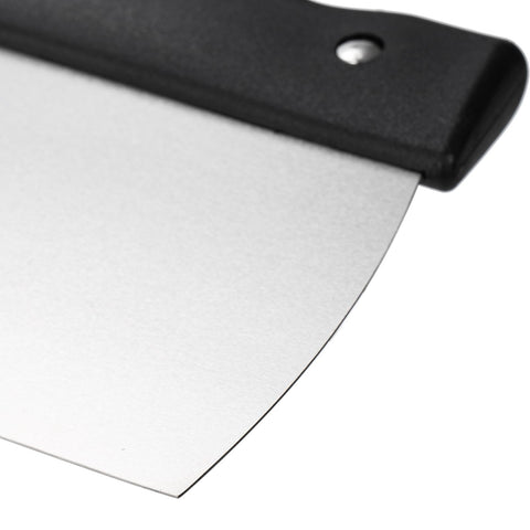 Peohud rubber-handle spatula provides ergonomic grip during chocolate work.