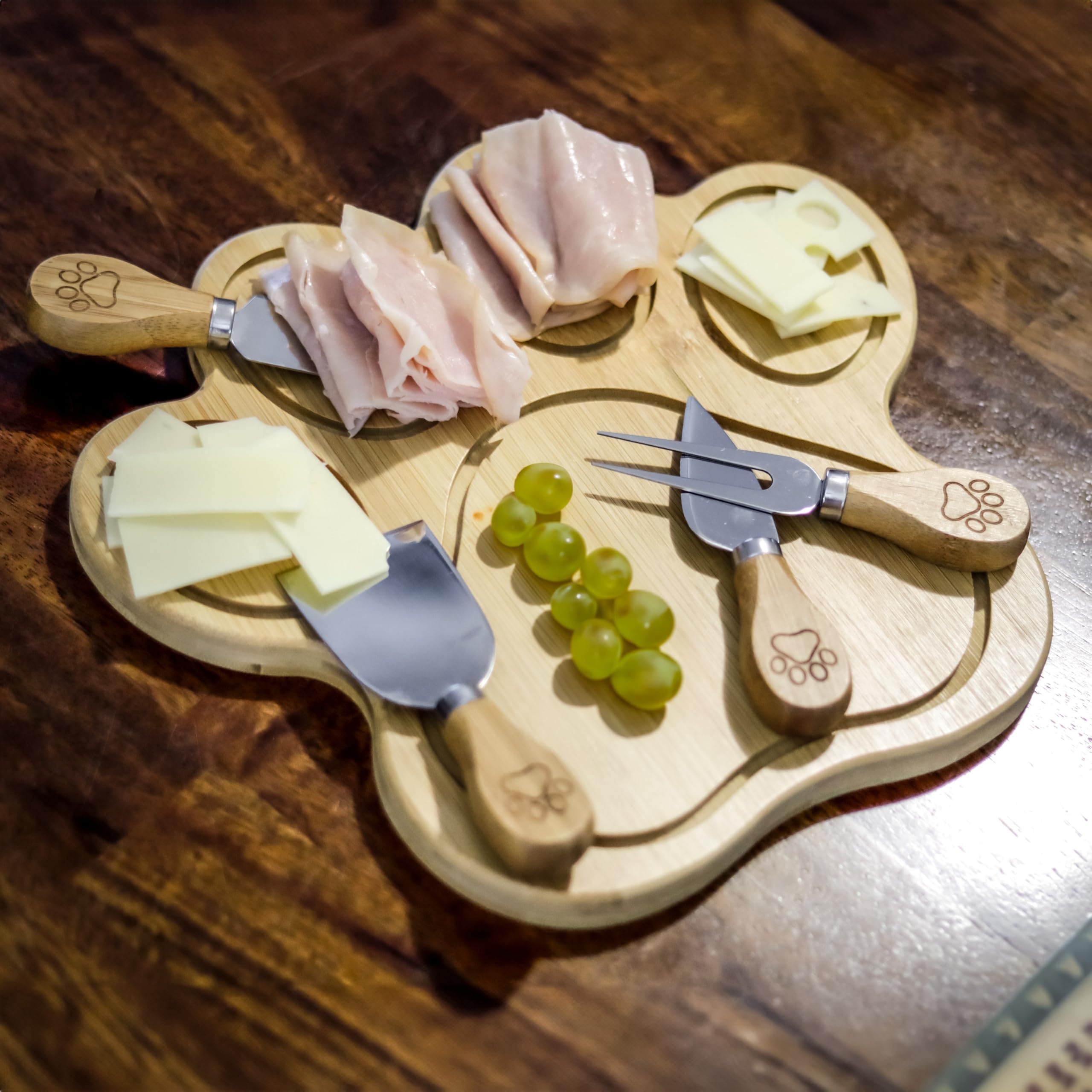 Pet Fit For Life paw-themed 5-inch serving accessories for toppings and spreads