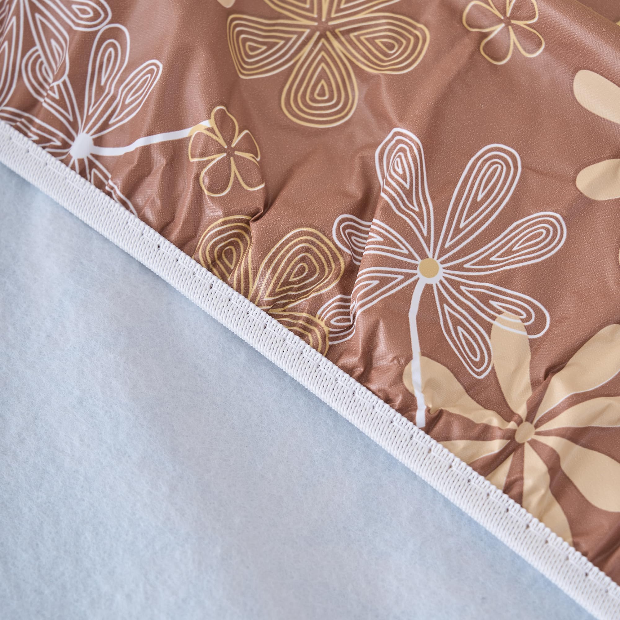 Pioggia holiday dining tablecloth adds tidy setup