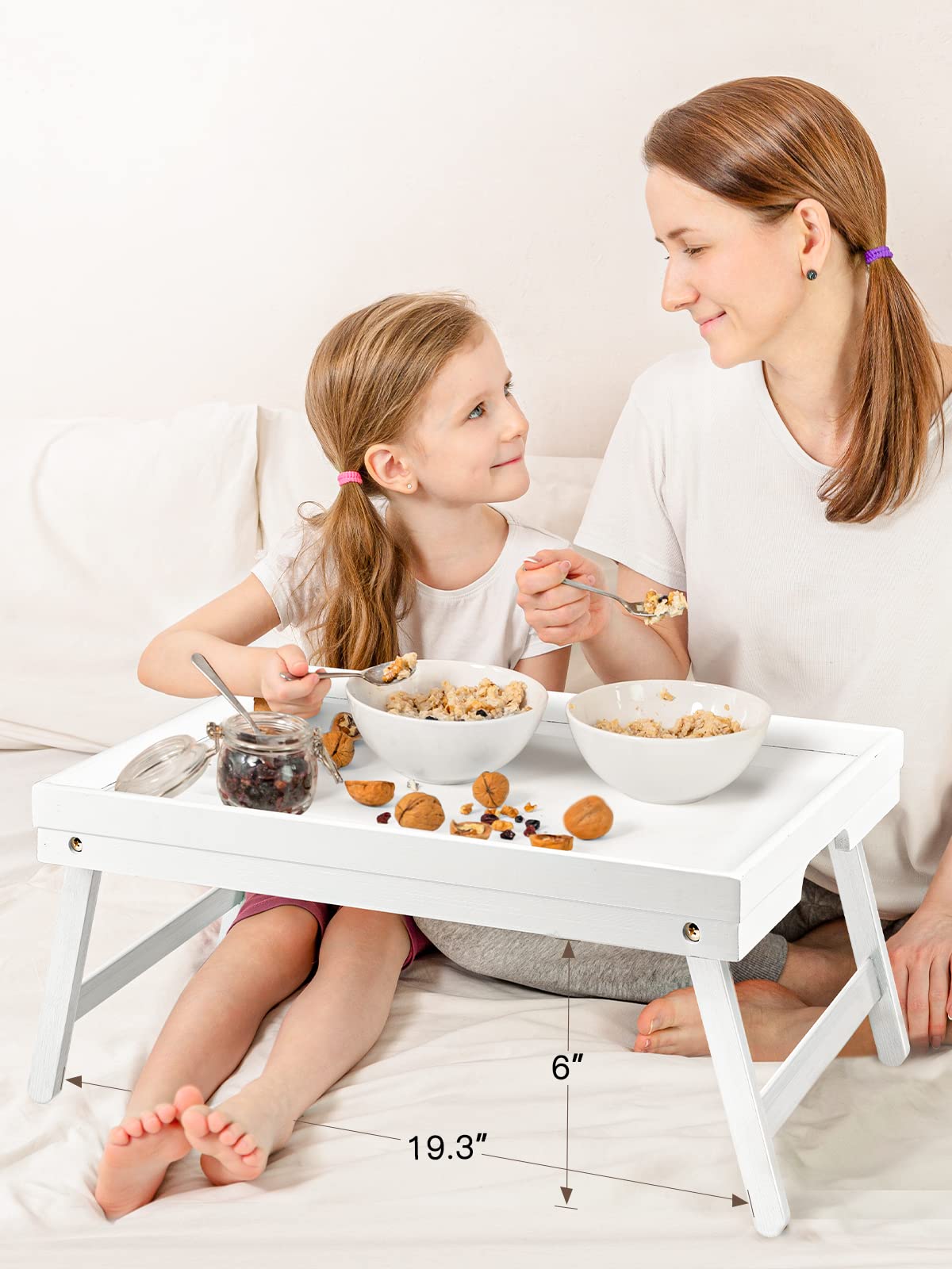 Pipishell bamboo bed tray folded legs saves space for compact storage.