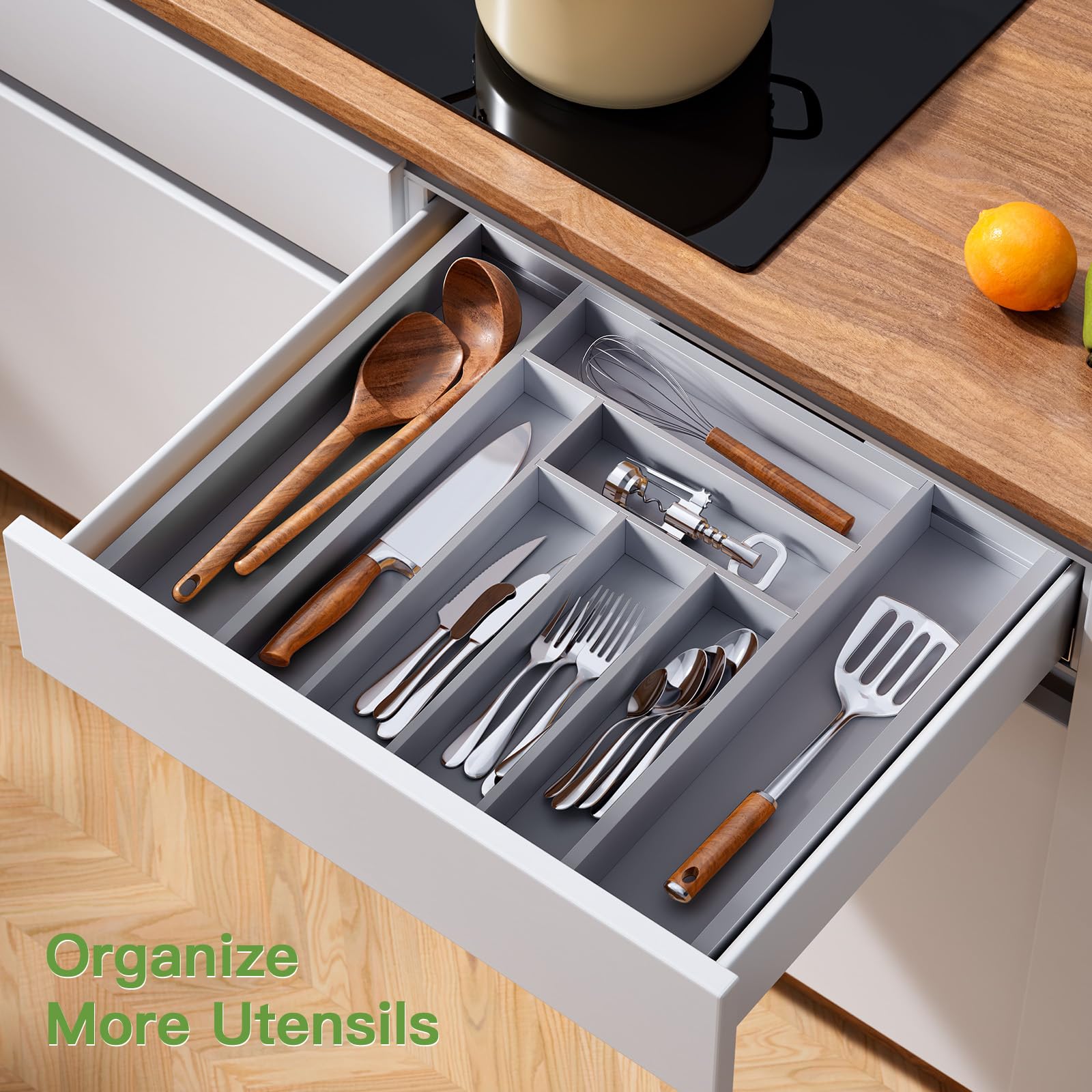Pipishell in a kitchen drawer keeps cutlery neat and easy to grab.