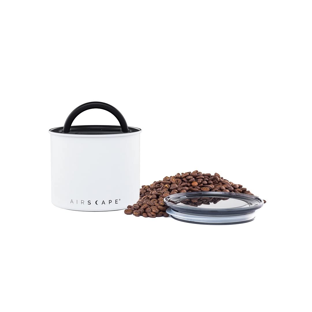 Planetary Design Airscape plunger lid close-up with two-way valve for freshness