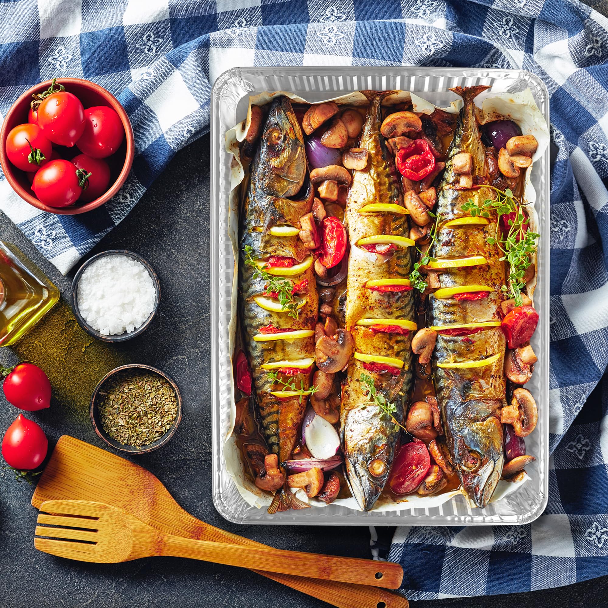 PLASTICPRO disposable baking trays simplify cleanup after entertaining or events.