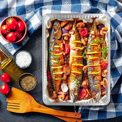 PLASTICPRO disposable baking trays simplify cleanup after entertaining or events.