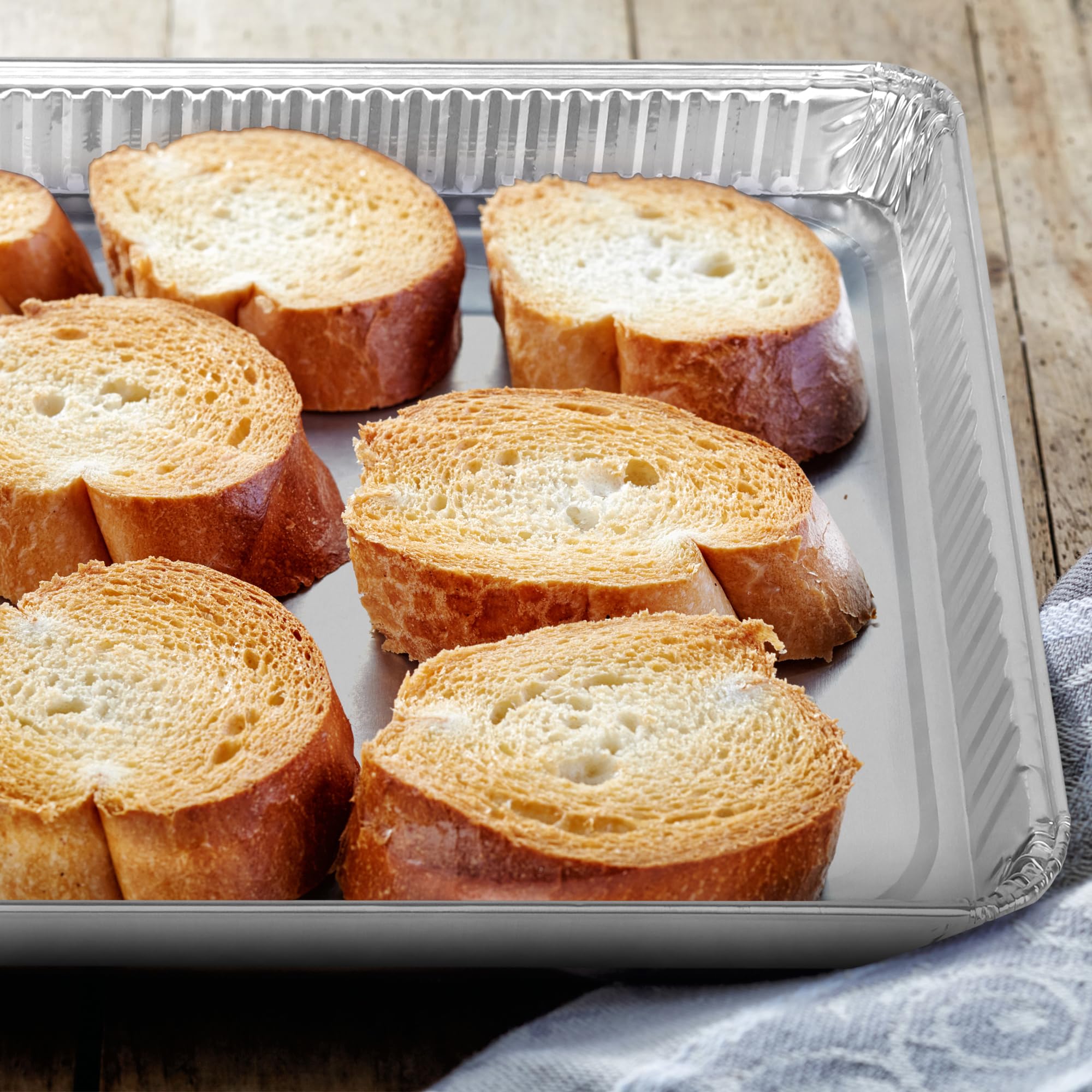 PLASTICPRO disposable-pans-cleanup quick, mess-free cleanup after cooking.