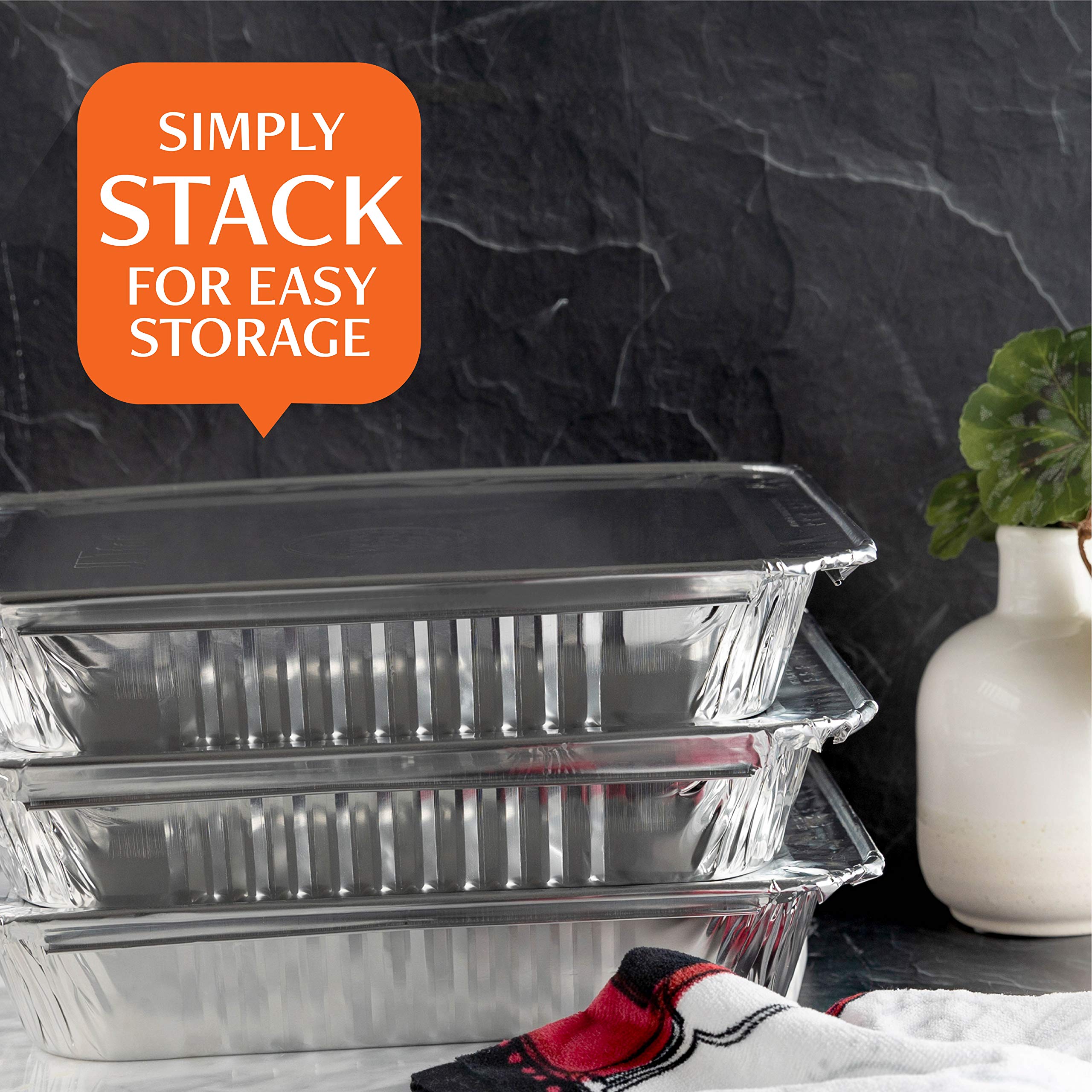 Durable PLASTICPRO foil pans suitable for baking and roasting tasks.